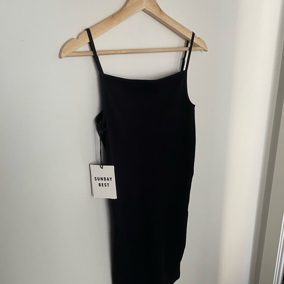 Aritzia Avery Seamless Dress - Picture 6 of 7